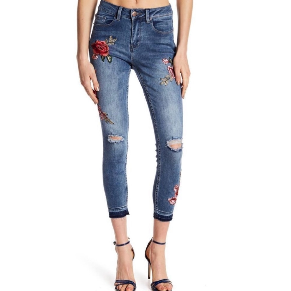 Nanette Lepore Blue Ankle Cropped Jeans with Embroidery